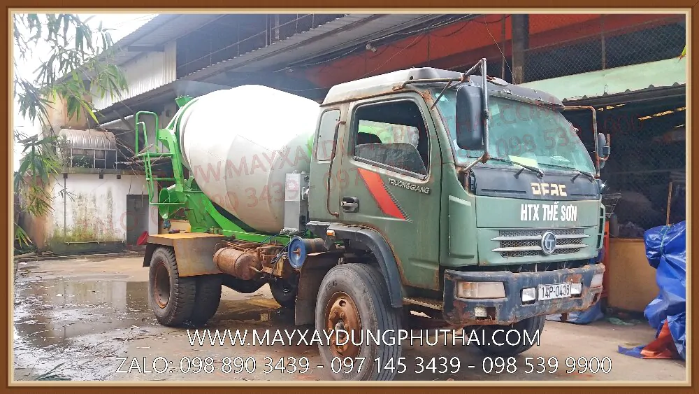 Bồn trộn thủy lực 4 khối gắn xe tải Bồn trộn thủy lực 4 khối gắn xe tải